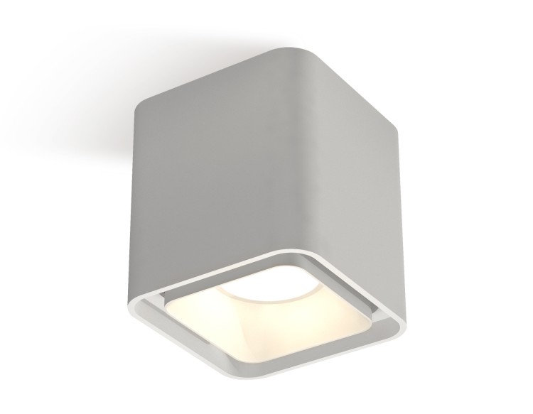 Комплект накладного светильника XS7840001